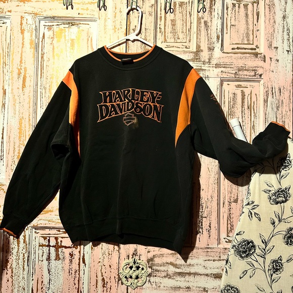 Harley-Davidson Other - Harley-Davidson Men's Black and Orange Logo Crewneck Sweater